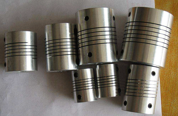 微型電機聯軸器的作用——西安泰富西瑪電機(西安西瑪電機集團股份有限公司)官方網站 微型電機聯軸器的作用——西安泰富西瑪電機(西安西瑪電機集團股份有限公司)官方網站