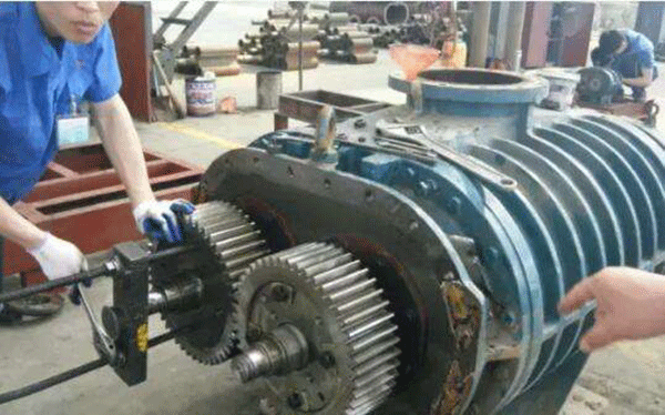 分享高壓電機(jī)軸承溫升的原因及處理方法。 分享高壓電機(jī)軸承溫升的原因及處理方法。