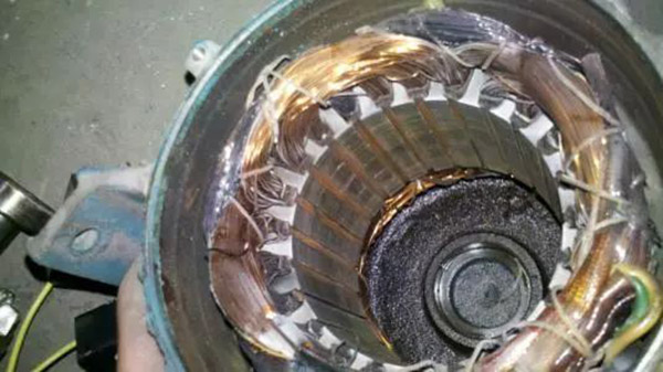 三相異步電動機表面溫度高而發生故障的案例 三相異步電動機表面溫度高而發生故障的案例