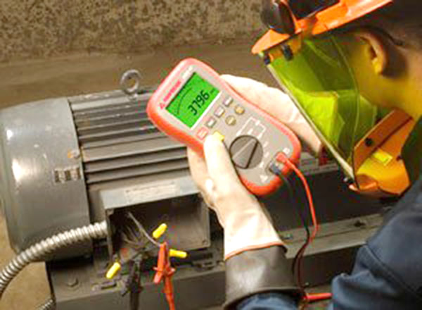 頻率為60Hz的電機能否連接到50HZ電源？